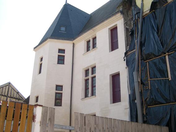  Bel immeuble (ruelle des chats)